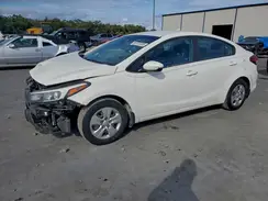 3KPFK4A79HE032374 2017 KIA FORTE