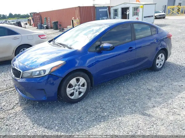 3KPFK4A79HE038949 2017 KIA FORTE - Image 2