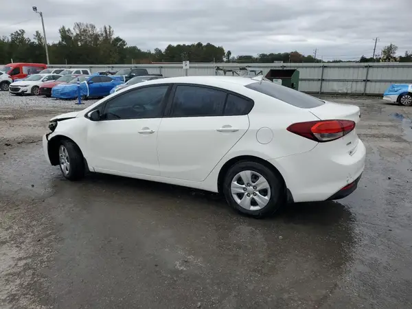 3KPFK4A79HE042824 2017 KIA FORTE - Image 2