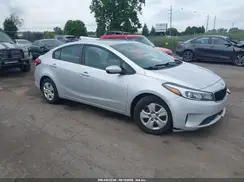 3KPFK4A79HE043262 2017 KIA FORTE