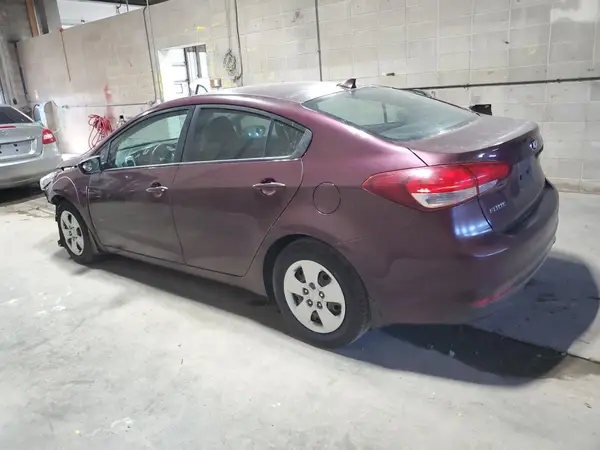 3KPFK4A79HE043908 2017 KIA FORTE - Image 2