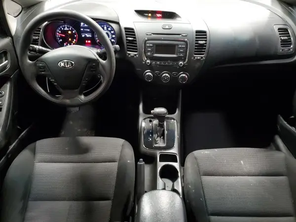 3KPFK4A79HE045478 2017 KIA FORTE - Image 8