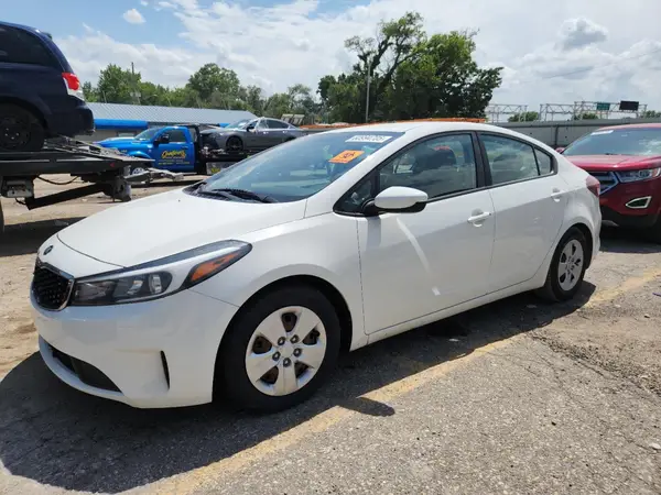 3KPFK4A79HE049398 2017 KIA FORTE - Image 1
