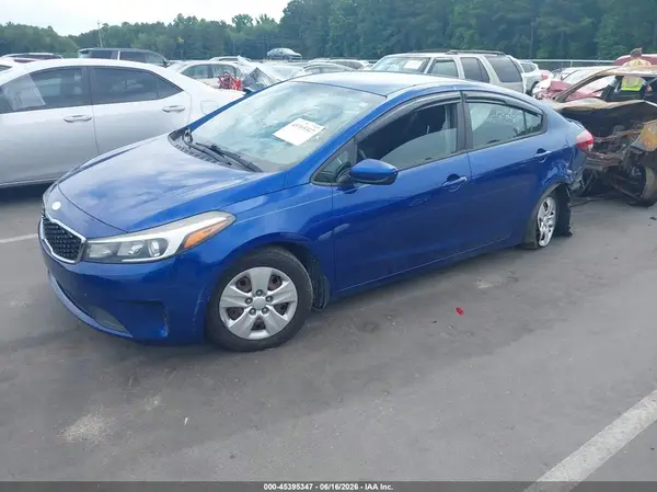 3KPFK4A79HE052091 2017 KIA FORTE - Image 2
