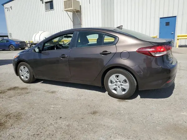 3KPFK4A79HE055153 2017 KIA FORTE - Image 2