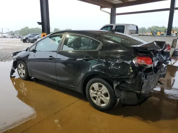 3KPFK4A79HE056173 2017 KIA FORTE - Image 2