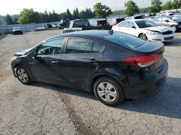 3KPFK4A79HE058103 2017 KIA FORTE - Image 2