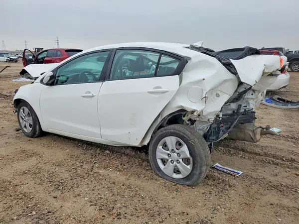 3KPFK4A79HE063074 2017 KIA FORTE - Image 2
