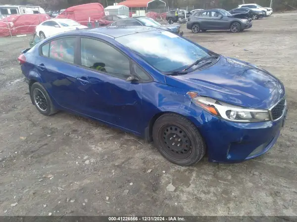 3KPFK4A79HE063186 2017 KIA FORTE - Image 1