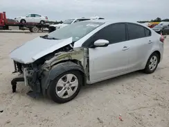 3KPFK4A79HE070008 2017 KIA FORTE