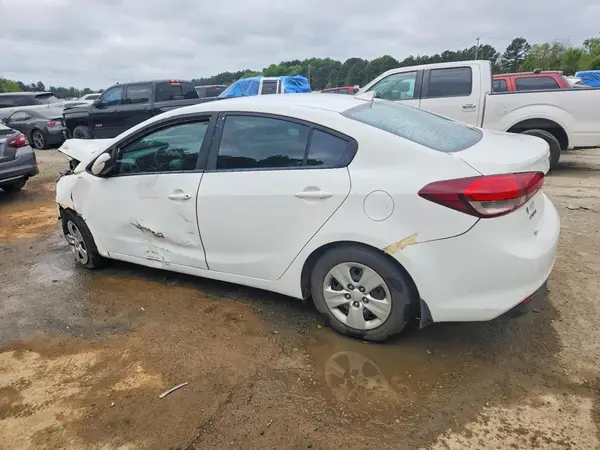 3KPFK4A79HE071501 2017 KIA FORTE - Image 2