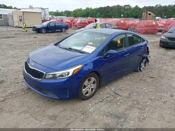 3KPFK4A79HE074964 2017 KIA FORTE - Image 2