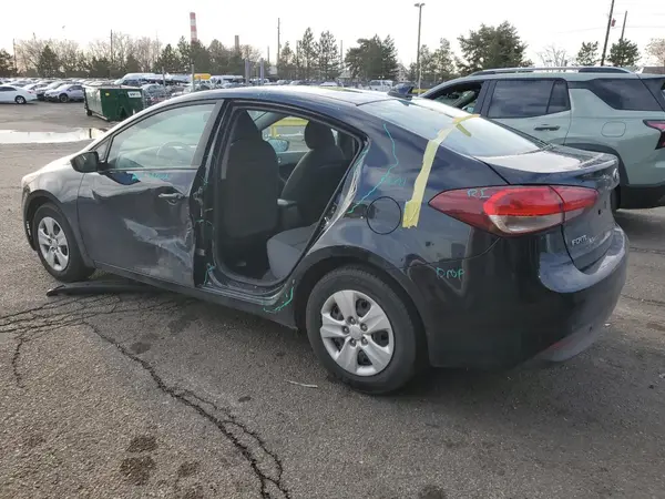 3KPFK4A79HE077816 2017 KIA FORTE - Image 2