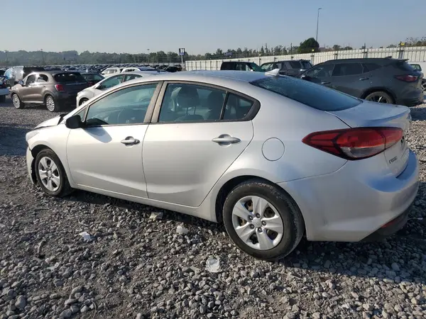 3KPFK4A79HE078044 2017 KIA FORTE - Image 2