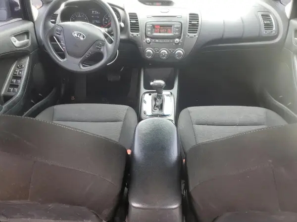 3KPFK4A79HE081123 2017 KIA FORTE - Image 8