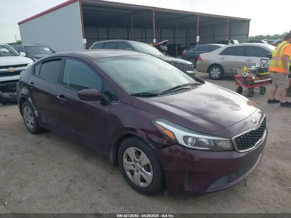 3KPFK4A79HE089433 2017 KIA FORTE - Image 1