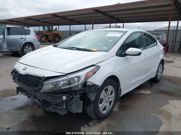 3KPFK4A79HE089531 2017 KIA FORTE - Image 2