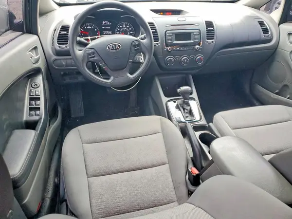 3KPFK4A79HE089657 2017 KIA FORTE - Image 8