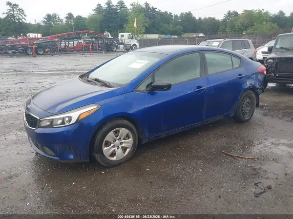 3KPFK4A79HE093837 2017 KIA FORTE - Image 2