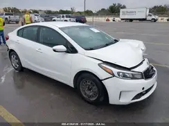 3KPFK4A79HE094504 2017 KIA FORTE