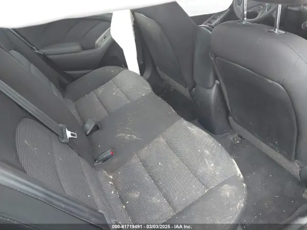 3KPFK4A79HE095118 2017 KIA FORTE - Image 8