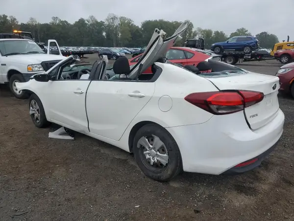 3KPFK4A79HE097788 2017 KIA FORTE - Image 2