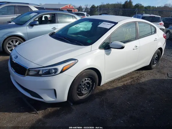 3KPFK4A79HE112709 2017 KIA FORTE - Image 2