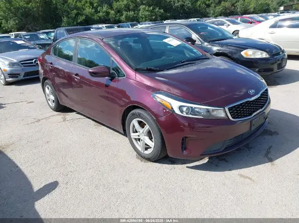 3KPFK4A79HE119448 2017 KIA FORTE - Image 1