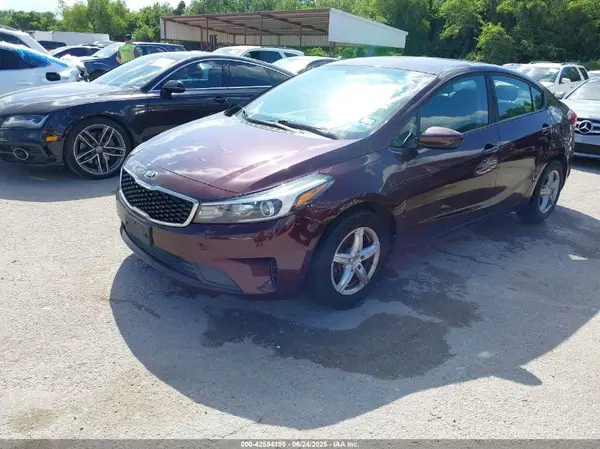 3KPFK4A79HE119448 2017 KIA FORTE - Image 2