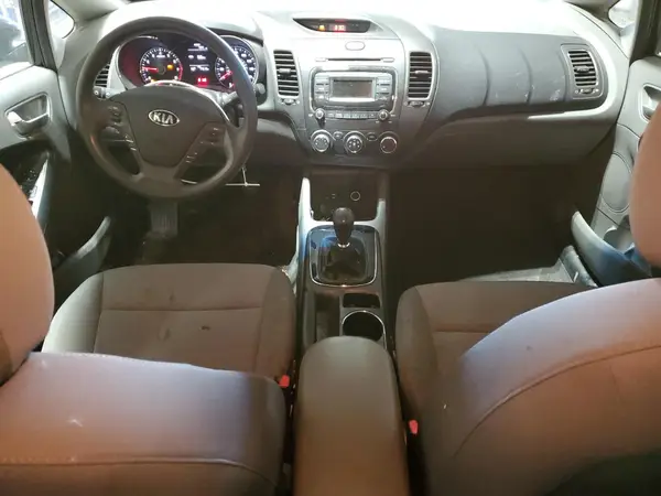 3KPFK4A79HE130515 2017 KIA FORTE - Image 8