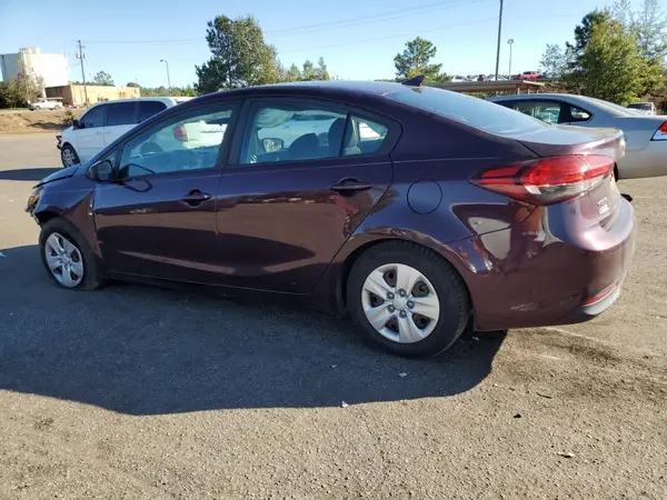 3KPFK4A79HE131079 2017 KIA FORTE - Image 2