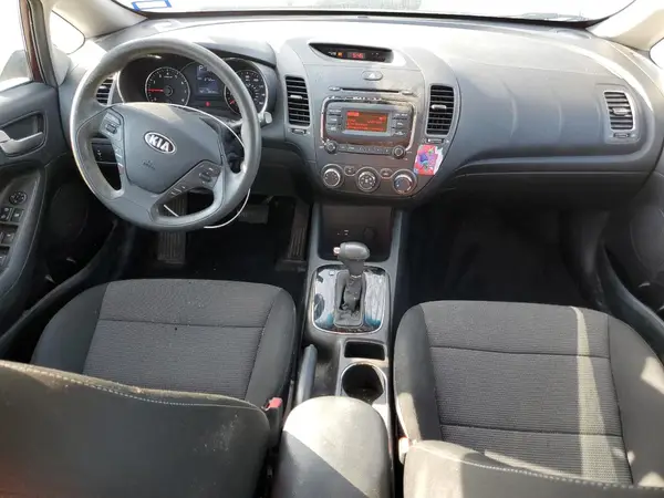 3KPFK4A79HE141935 2017 KIA FORTE - Image 8