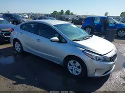 3KPFK4A79HE143605 2017 KIA FORTE