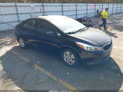 3KPFK4A79HE143992 2017 KIA FORTE