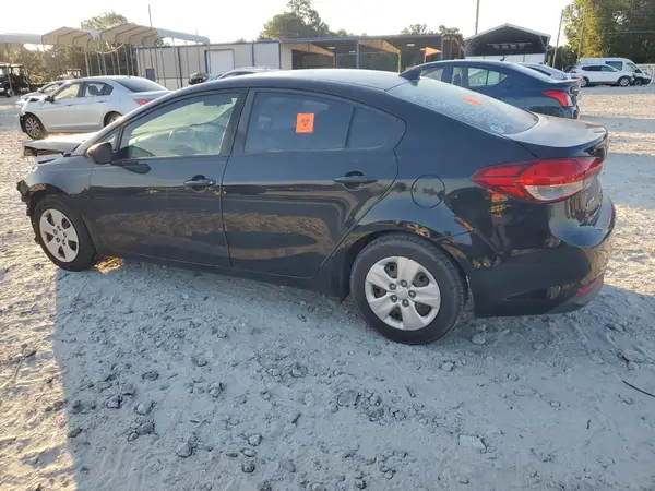 3KPFK4A79HE148495 2017 KIA FORTE - Image 2