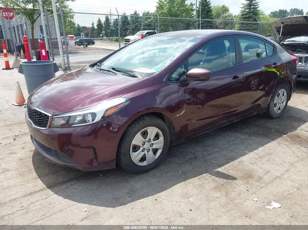 3KPFK4A79HE150229 2017 KIA FORTE - Image 2