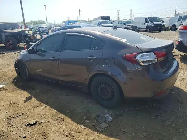 3KPFK4A79HE153776 2017 KIA FORTE - Image 2