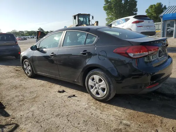 3KPFK4A79HE154071 2017 KIA FORTE - Image 2