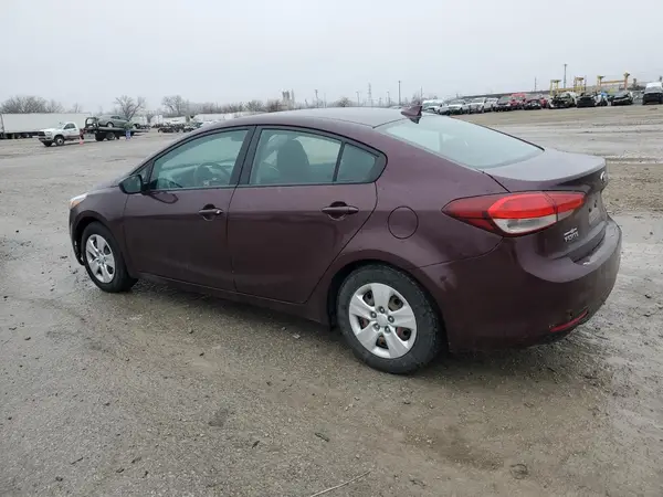 3KPFK4A79HE158217 2017 KIA FORTE - Image 2