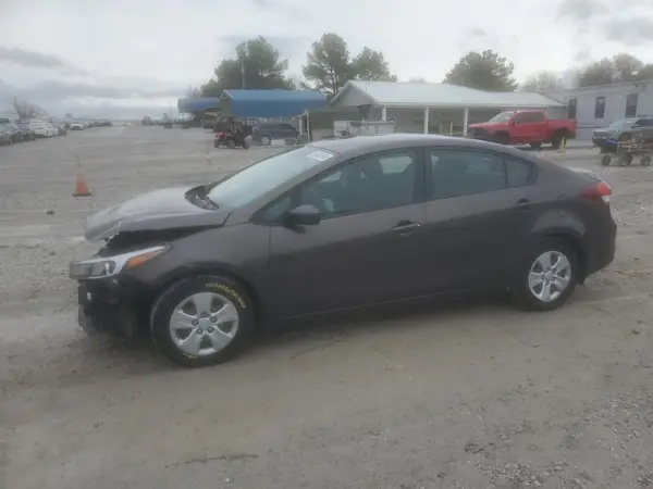 3KPFK4A79JE165173 2018 KIA FORTE - Image 1