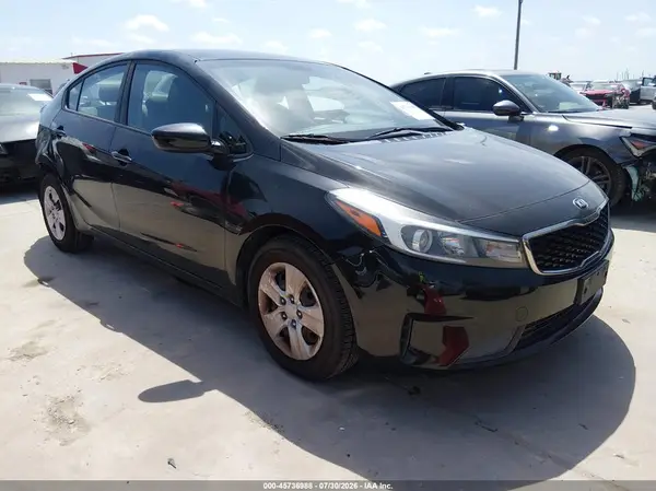 3KPFK4A79JE181325 2018 KIA FORTE - Image 1