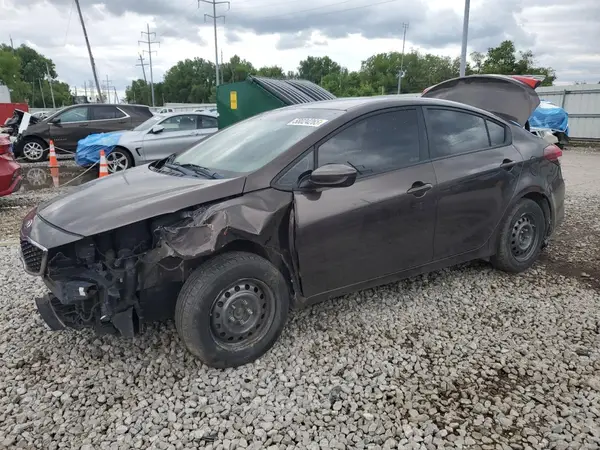 3KPFK4A79JE181812 2018 KIA FORTE - Image 1
