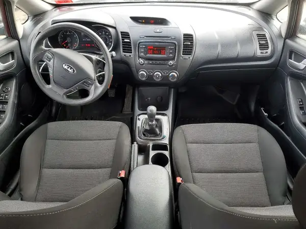 3KPFK4A79JE194429 2018 KIA FORTE - Image 8