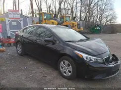 3KPFK4A79JE195760 2018 KIA FORTE