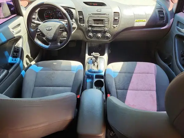 3KPFK4A79JE203968 2018 KIA FORTE - Image 8