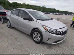 3KPFK4A79JE218731 2018 KIA FORTE