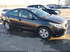 3KPFK4A79JE220883 2018 KIA FORTE
