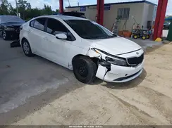 3KPFK4A79JE228840 2018 KIA FORTE