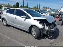3KPFK4A79JE232208 2018 KIA FORTE