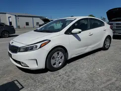 3KPFK4A79JE240082 2018 KIA FORTE